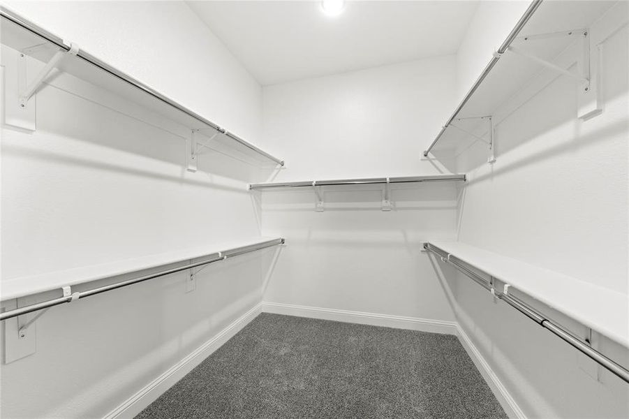 Primary suite walk-in closet
