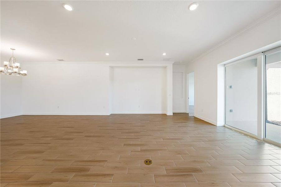 Spacious, unfurnished interior of a new home in Esplanade at Skye Ranch, Sarasota (Image 20).