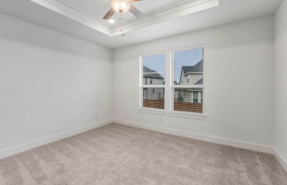 Spacious, unfurnished interior of a new home in Saddleback at Santa Rita Ranch, Liberty Hill (Image 35).