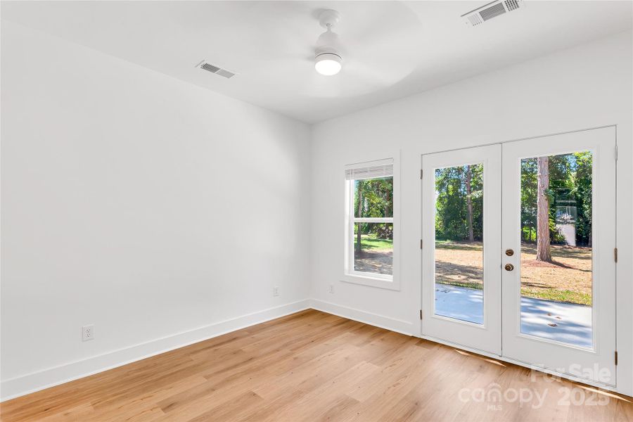 2nd Living Quarters flex/versatile room