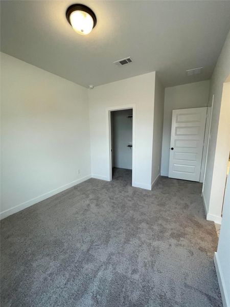 Spacious, unfurnished interior of a new home in Jordan Ranch, Fulshear (Image 19).