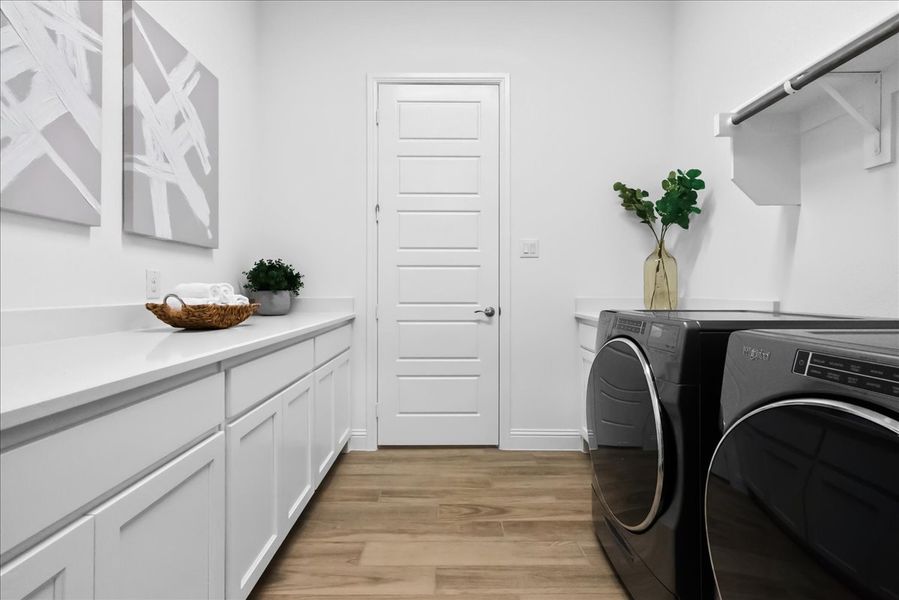 Representative furnished interior of a home built from the The Wellington II by Doug Parr Custom Homes in Monarch Manor, Poolville (Image 30).
