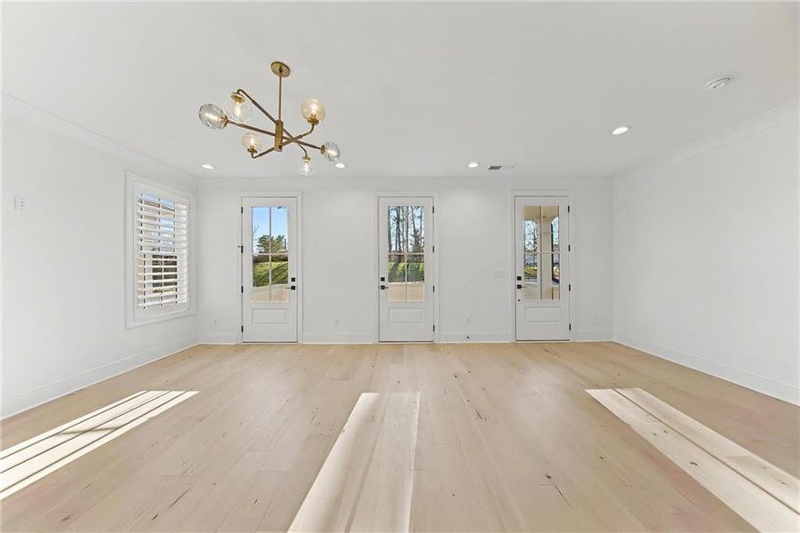 Spacious, unfurnished interior of a new home in , Alpharetta (Image 26).