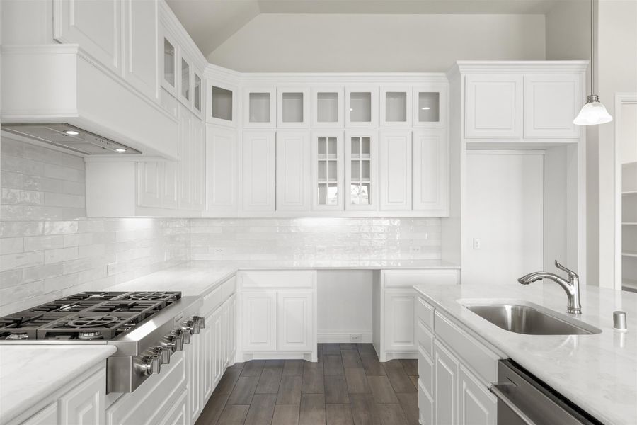 Representative furnished interior of a home built from the Brentwood by Windsor Homes in Nelson Lake Estates, Rockwall (Image 10).