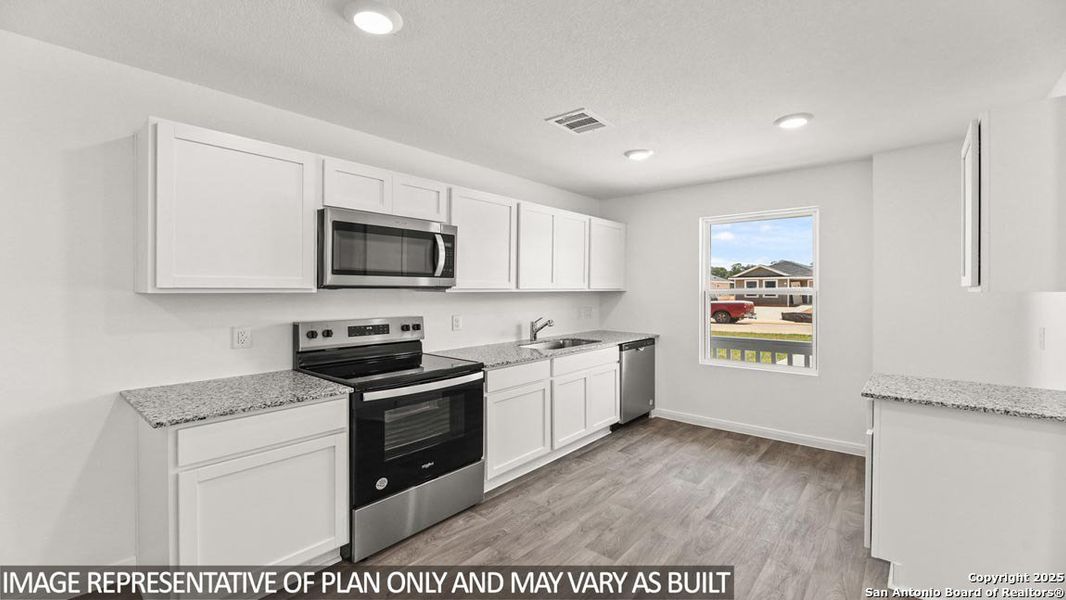 Furnished interior view inside a new home in Sonora, San Antonio (Image 5).