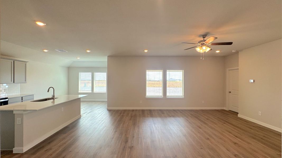Spacious, unfurnished interior of a new home in The Reserve at London, Corpus Christi (Image 12). Spacious, unfurnished interior of a new home in The Reserve at London, Corpus Christi (Image 12).