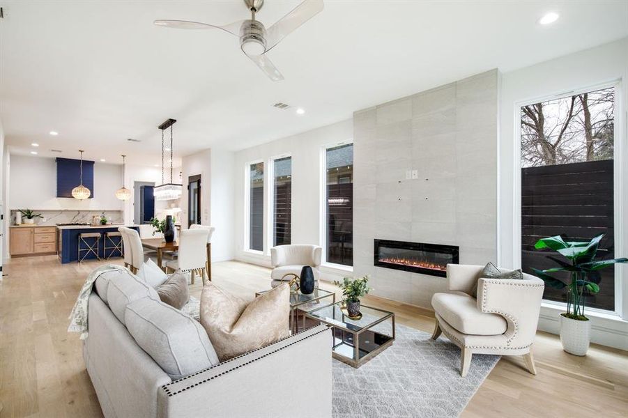 Furnished interior view inside a new home in , Dallas (Image 7).