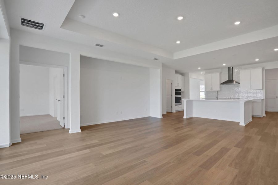 Spacious, unfurnished interior of a new home in Hyland Trail, Green Cove Springs (Image 16). Spacious, unfurnished interior of a new home in Hyland Trail, Green Cove Springs (Image 16).