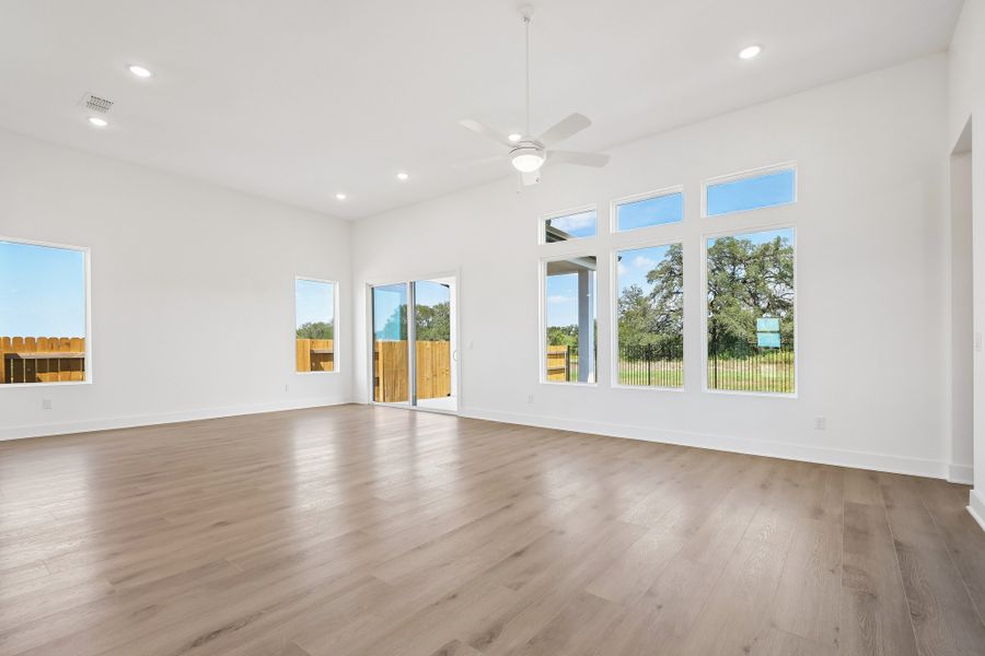 Spacious, unfurnished interior of a new home in Freedom at Anthem, Kyle (Image 13).