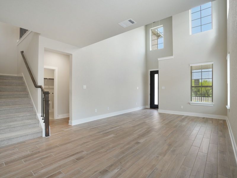 Living Room in the Medina floorplan at a Meritage Homes community. Living Room in the Medina floorplan at a Meritage Homes community.