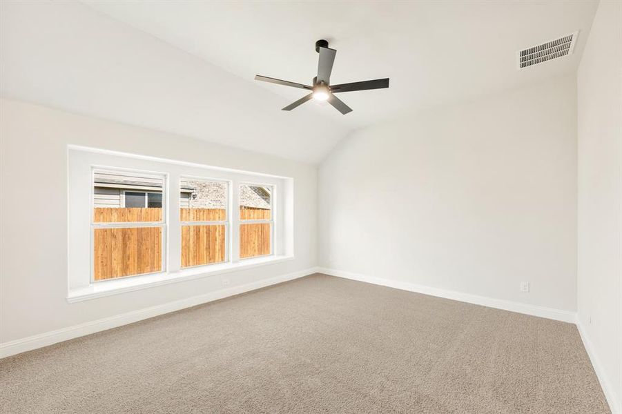 Spacious, unfurnished interior of a new home in Sable Creek, Sanger (Image 17). Spacious, unfurnished interior of a new home in Sable Creek, Sanger (Image 17).