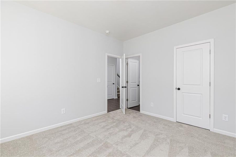 Spacious, unfurnished interior of a new home in Riverside Ridge, Lawrenceville (Image 27).