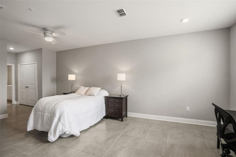 Furnished interior view inside a new home in Gatherings® of Lake Nona, Orlando (Image 10).