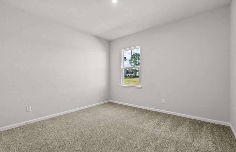 Spacious, unfurnished interior of a new home in Crestview, Spartanburg (Image 28).