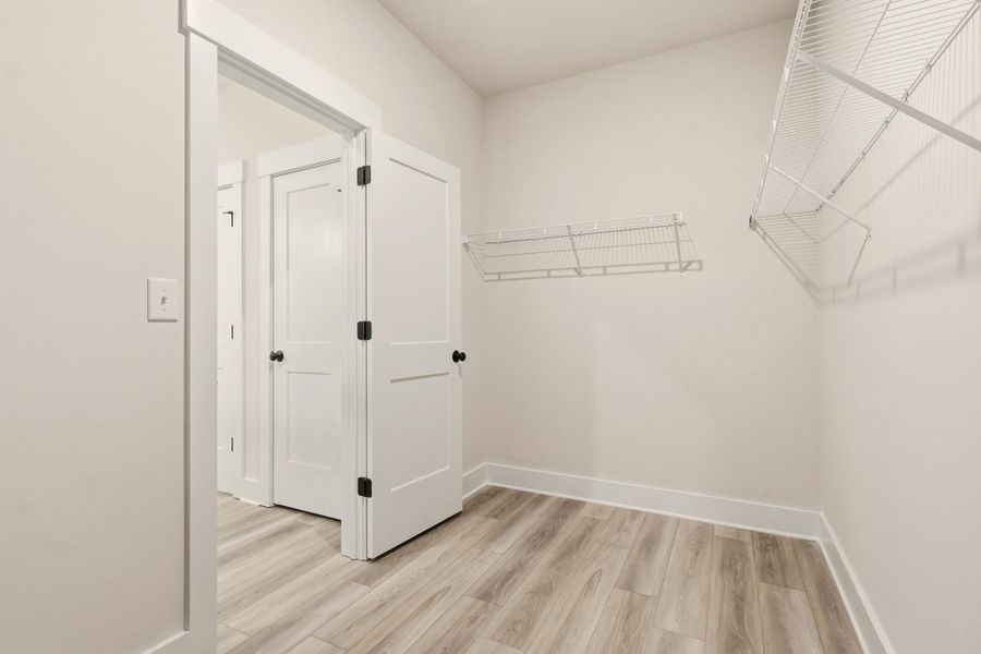 Spacious, unfurnished interior of a new home in Harbor Crossing, Greensboro (Image 27).