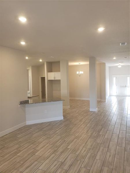 Spacious, unfurnished interior of a new home in Pine Bluff, Spring Hill (Image 11). Spacious, unfurnished interior of a new home in Pine Bluff, Spring Hill (Image 11).