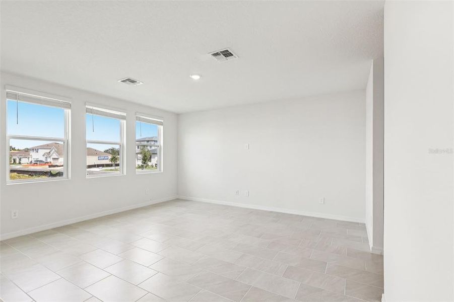 Spacious, unfurnished interior of a new home in Crosswinds - Classic Series, Haines City (Image 35). Spacious, unfurnished interior of a new home in Crosswinds - Classic Series, Haines City (Image 35).