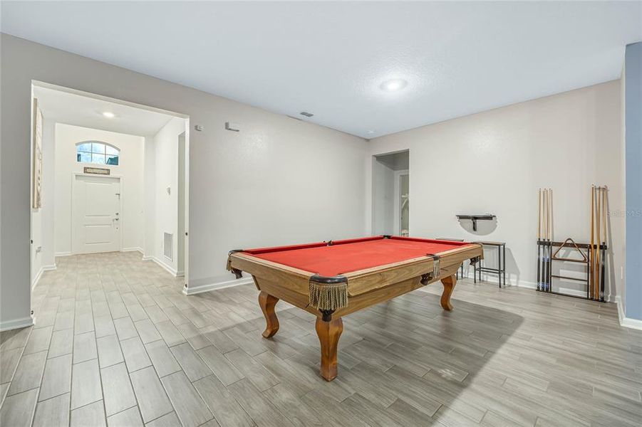 Furnished interior view inside a new home in Pine Glen: Chateau Collection, St. Cloud (Image 17).