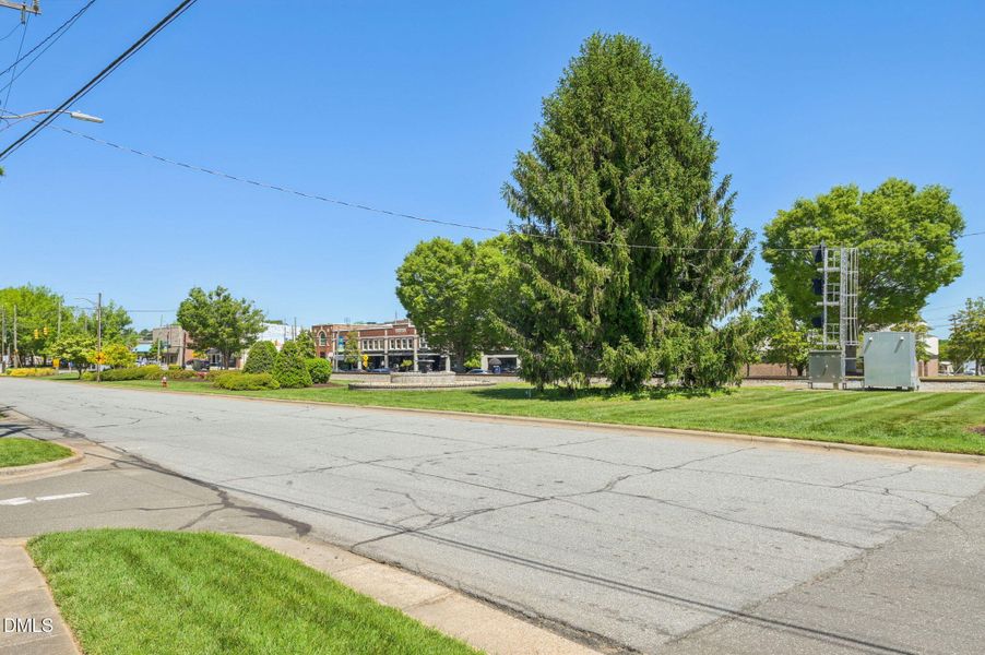 47-web-or-mls-Raleigh - Oakwood - 1064 W