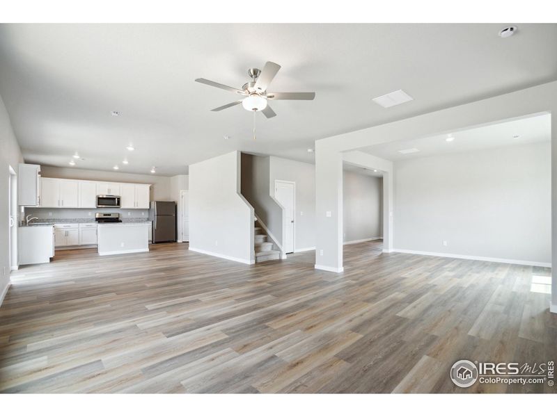 Spacious, unfurnished interior of a new home in Hidden Valley Farm, Severance (Image 14).