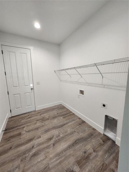 Spacious, unfurnished interior of a new home in , Tampa (Image 35). Spacious, unfurnished interior of a new home in , Tampa (Image 35).