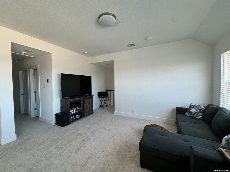 Image 15 of a home in Davis Ranch.