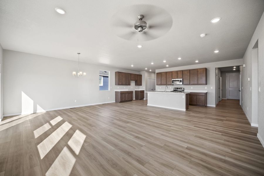 Spacious, unfurnished interior of a new home in The Glen-12, Colorado Springs (Image 35). Spacious, unfurnished interior of a new home in The Glen-12, Colorado Springs (Image 35).