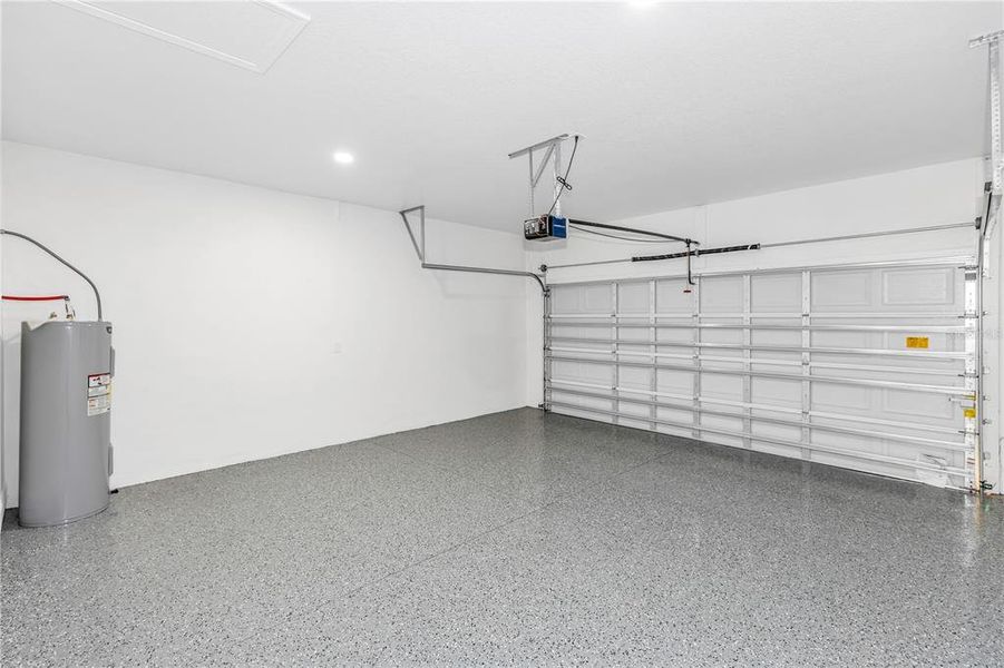 Spacious, unfurnished interior of a new home in , Deland (Image 22). Spacious, unfurnished interior of a new home in , Deland (Image 22).