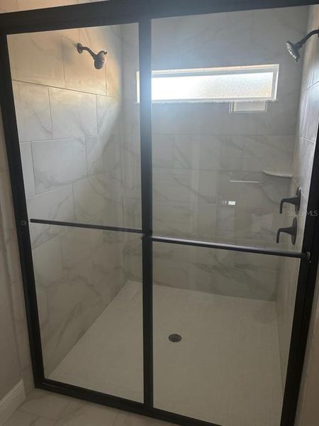 Close-up of interior finishes inside a home in , Dunnellon (Image 16).