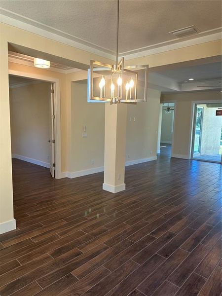 Spacious, unfurnished interior of a new home in , Valrico (Image 15).