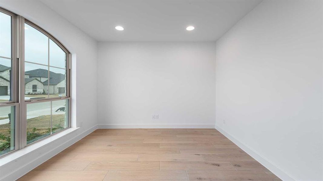 Spacious, unfurnished interior of a new home in North Sky 55', Celina (Image 27).