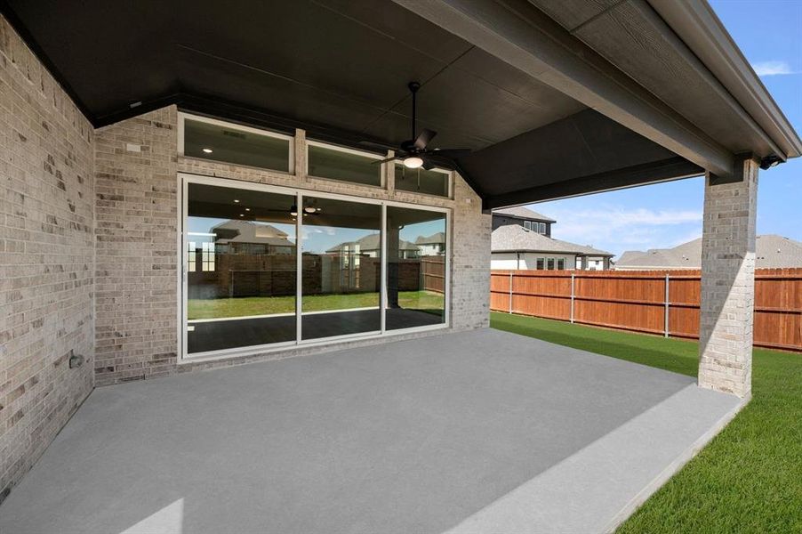 Exterior details and patio area of a home in Shady Valley Estates, Midlothian (Image 4).