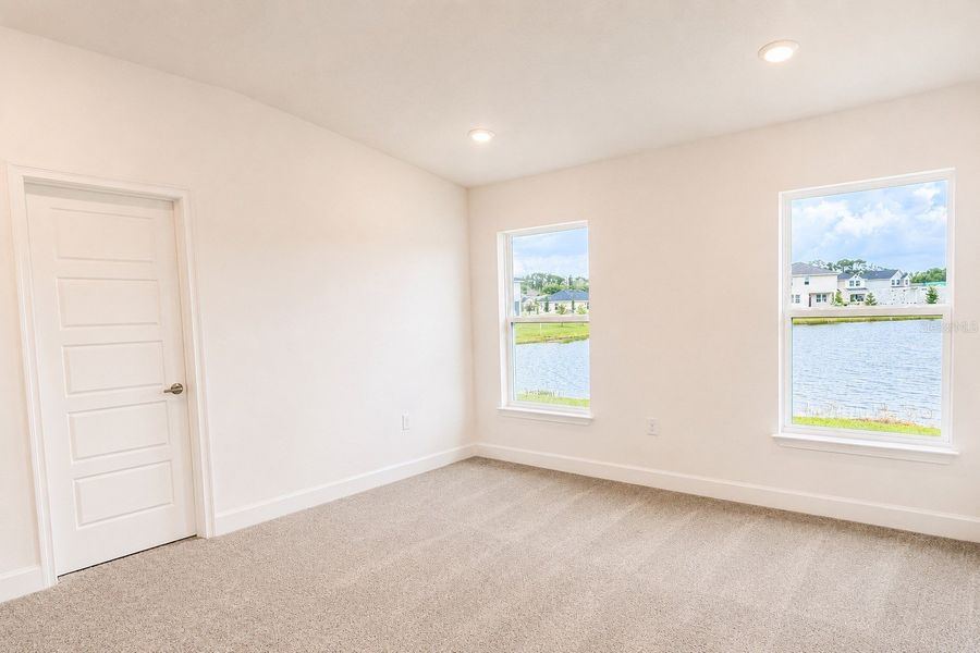 Spacious, unfurnished interior of a new home in Harmony Central, St. Cloud (Image 14).