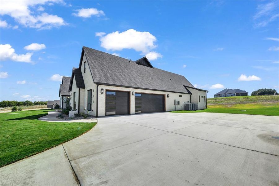 Image 35 of a home in .