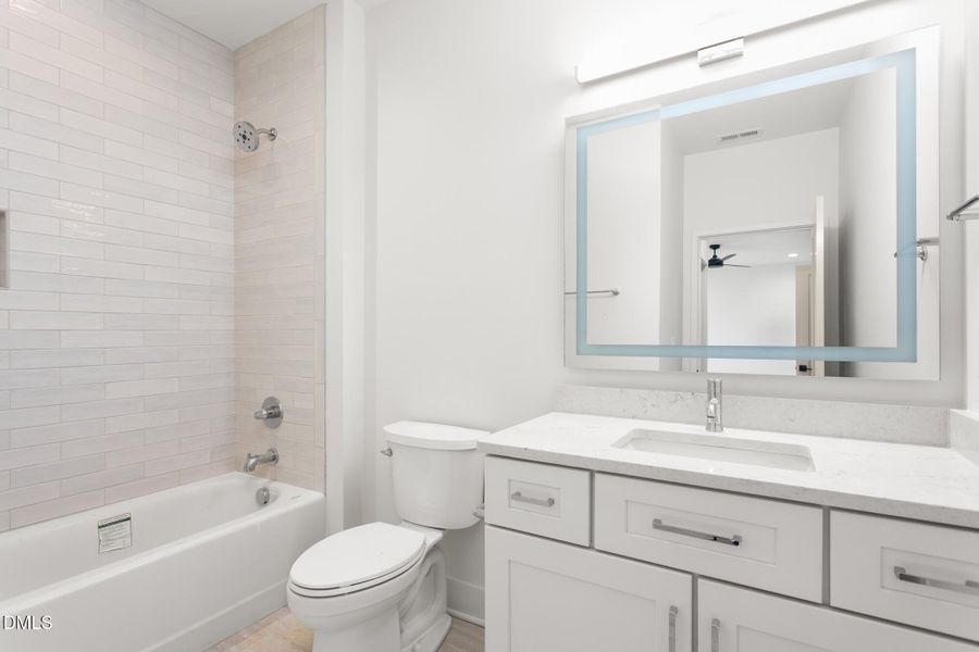 1150 Lochshire Drive-43
