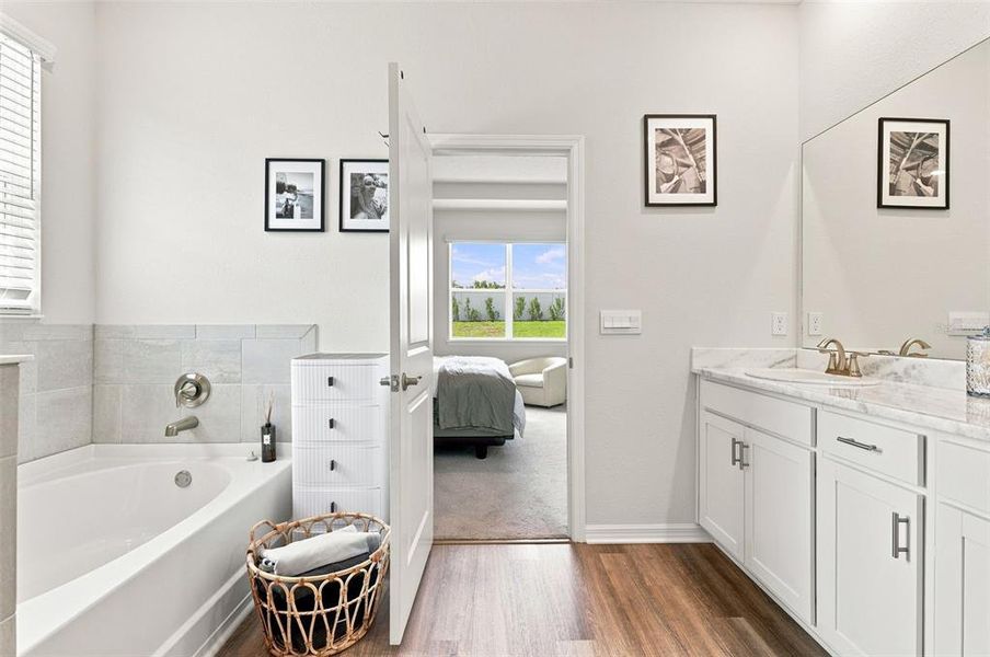 Furnished interior view inside a new home in Star Farms at Lakewood Ranch, Bradenton (Image 15).