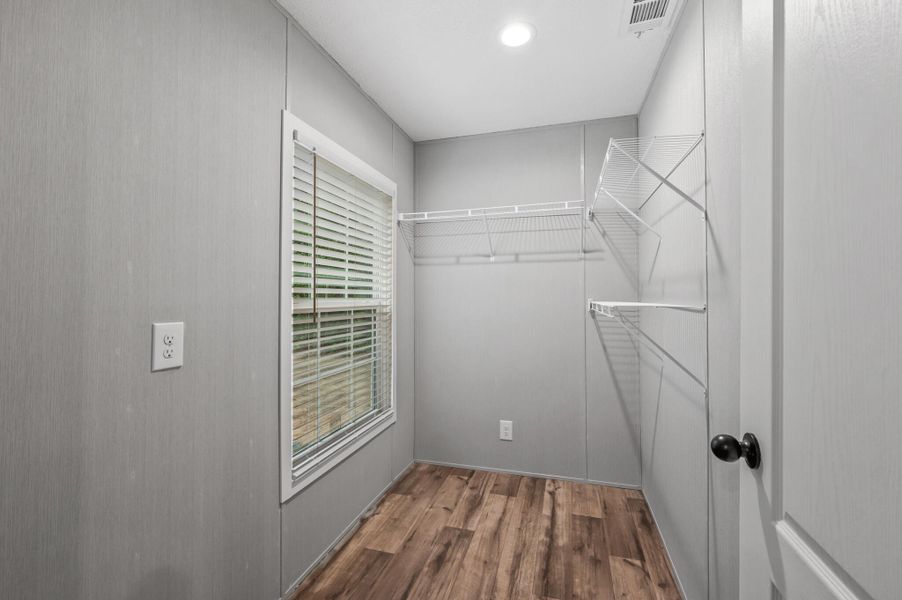Spacious, unfurnished interior of a new home in , Eutawville (Image 15).