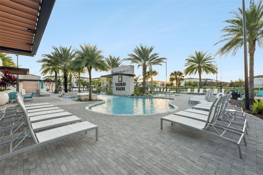 Community amenities in Paradiso Grande, Orlando (Image 32).