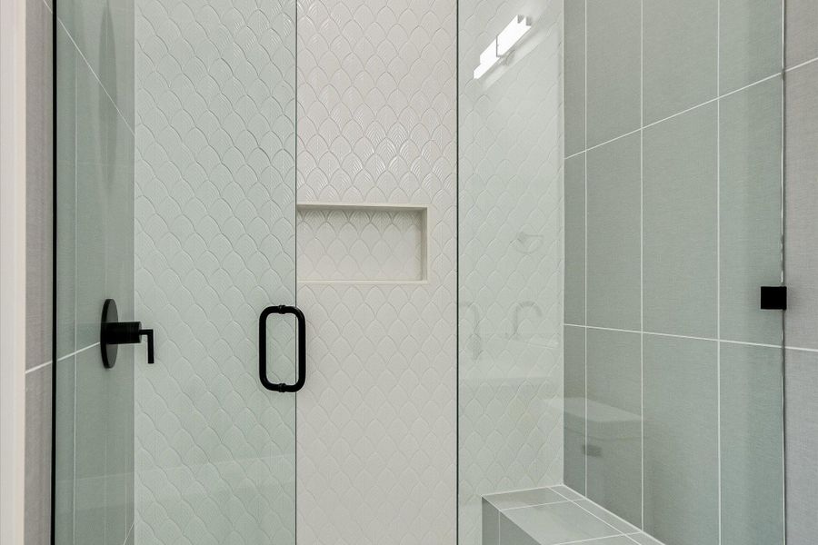 Furnished interior view inside a new home in , Horseshoe Bay (Image 37).