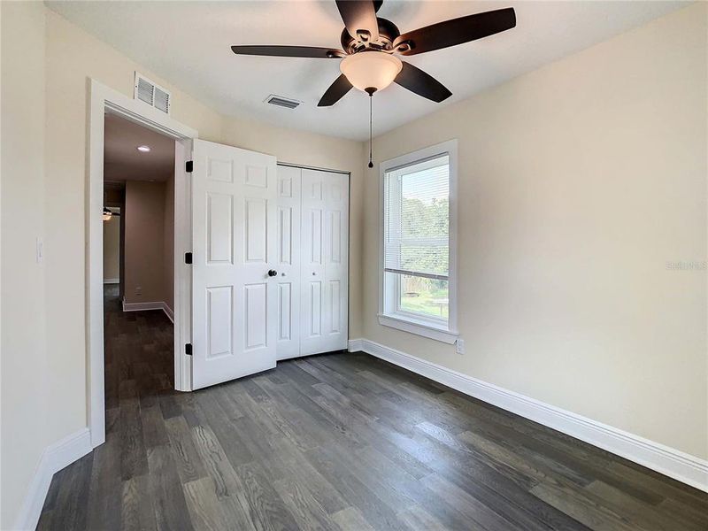 Spacious, unfurnished interior of a new home in , Tampa (Image 20).