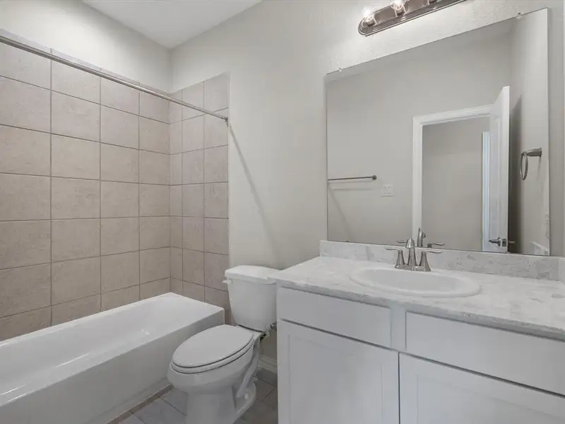 Furnished interior view inside a new home in Lago Mar 50' at Lago Mar, Santa Fe (Image 3). Furnished interior view inside a new home in Lago Mar 50' at Lago Mar, Santa Fe (Image 3).