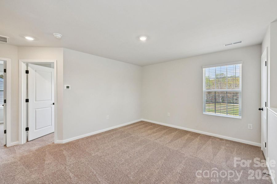 Spacious, unfurnished interior of a new home in Willow Estates, Shelby (Image 15).