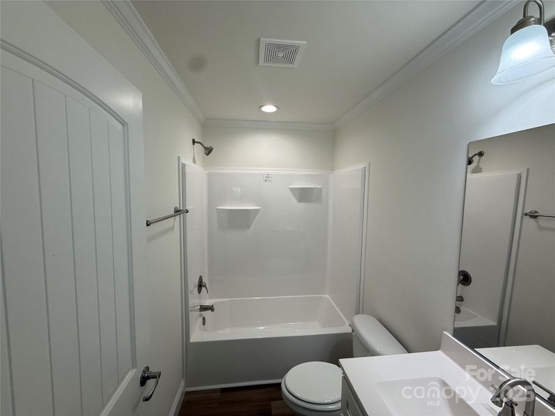 Image 15 of a home in .