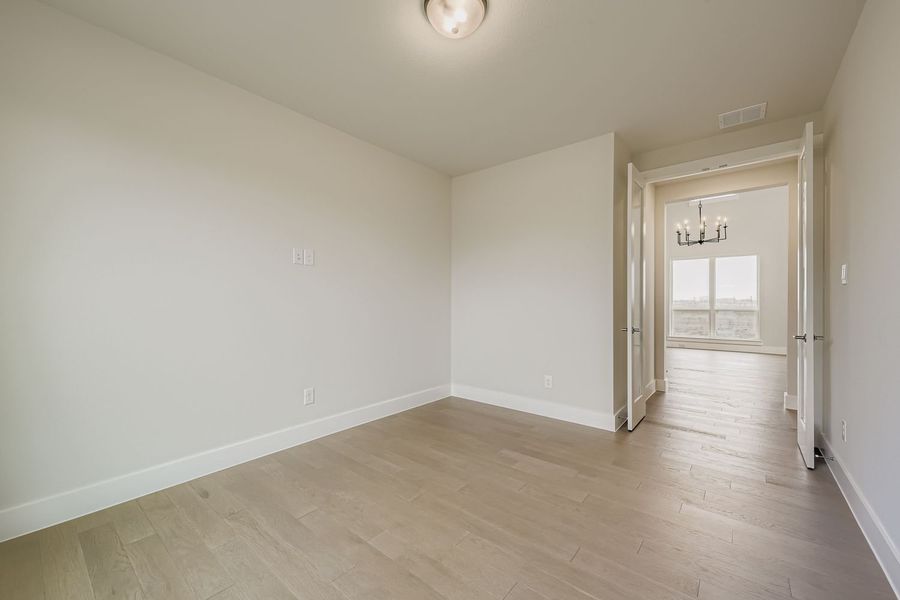 9016 Chestnut - Study