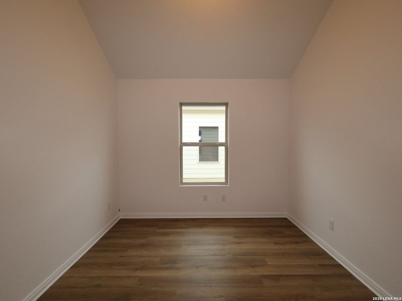 Spacious, unfurnished interior of a new home in Greenspoint Heights, Seguin (Image 18).