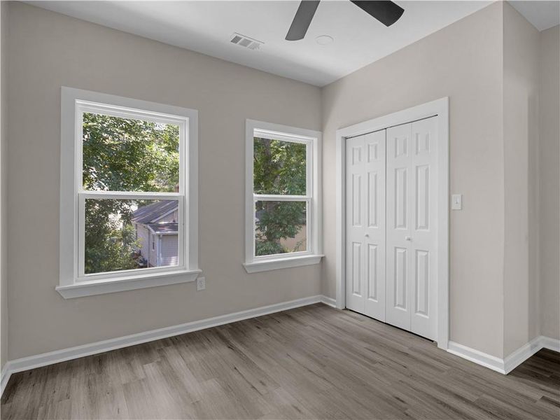 Spacious, unfurnished interior of a new home in , Atlanta (Image 23).