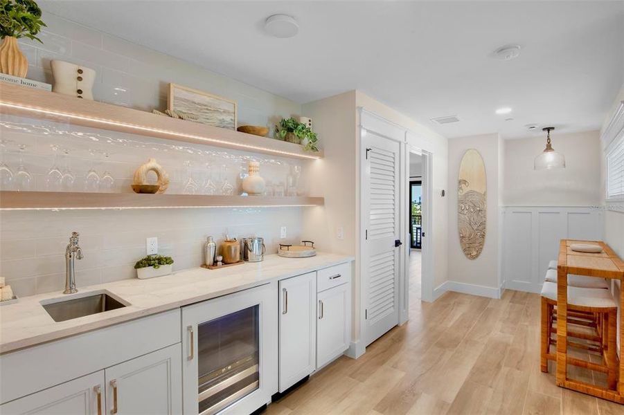 Furnished interior view inside a new home in , Sarasota (Image 33).