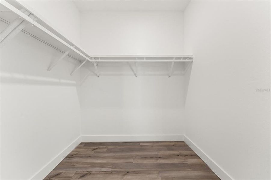 Spacious, unfurnished interior of a new home in , Weeki Wachee (Image 40).