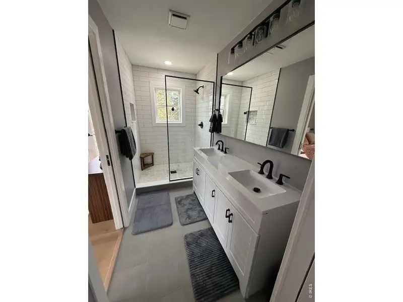 Furnished interior view inside a new home in , Fairplay (Image 10).