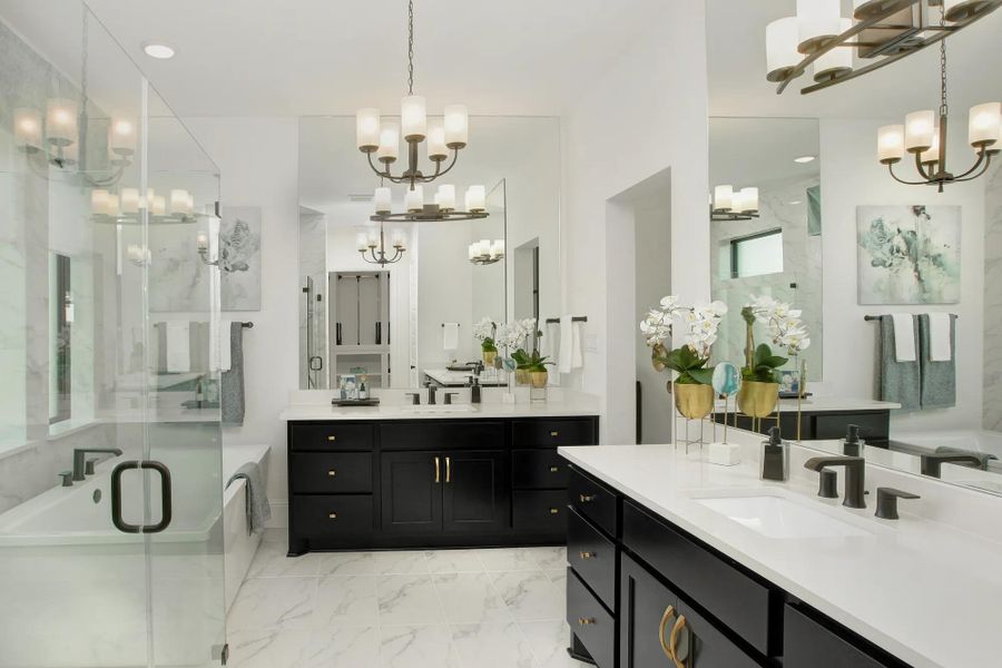 The Eastland II Primary Bath